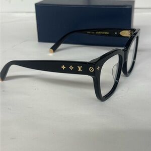 Like new Louis Vuitton Black Gold Glasses women’s Blue light glasses